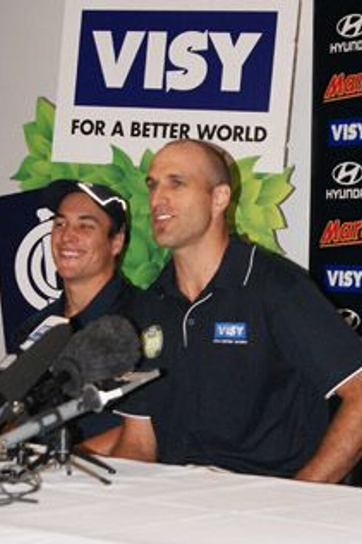 VnkPoKFp.jpg?width=708&height=1062